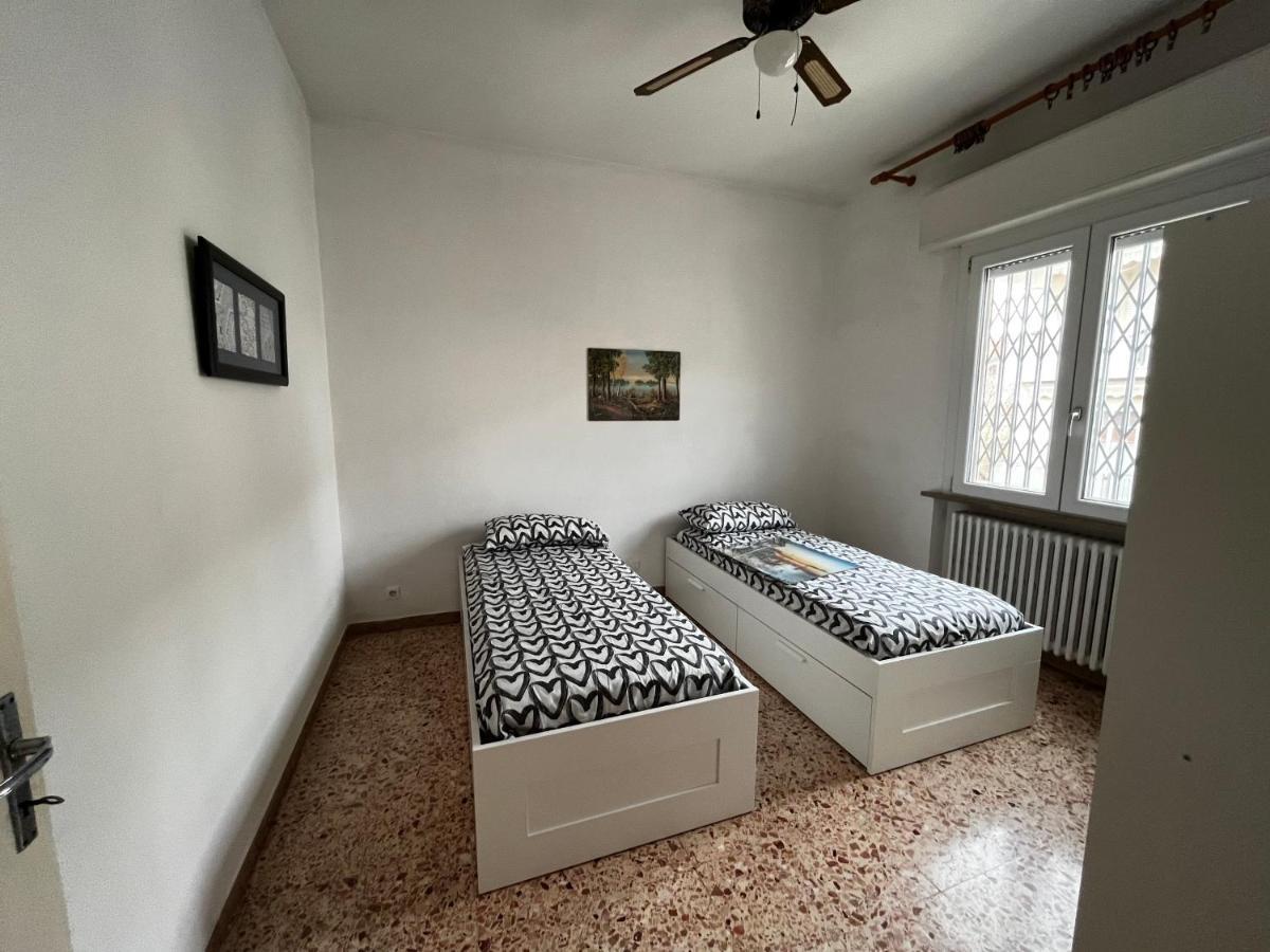 Casa Vacanze Dalla Lory Rimini Esterno foto