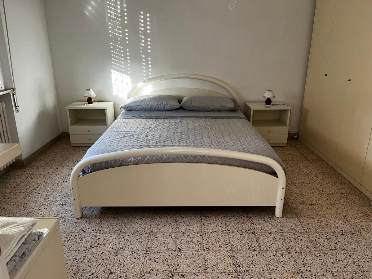 Casa Vacanze Dalla Lory Rimini Esterno foto